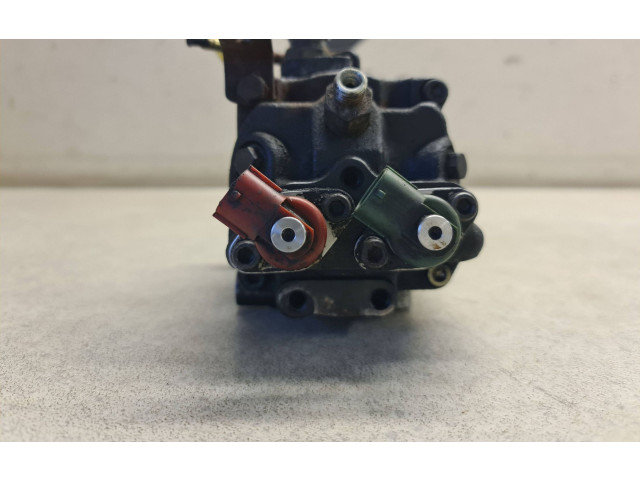 Vstřikovací čerpadlo 2210030030, HP22702R2300D007   Toyota Land Cruiser (J120)     