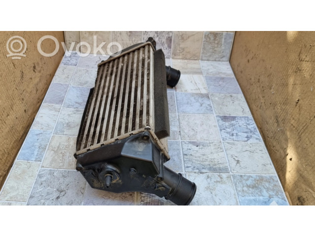 Интеркулер  818306, VALEO   Ford B-MAX 1.0