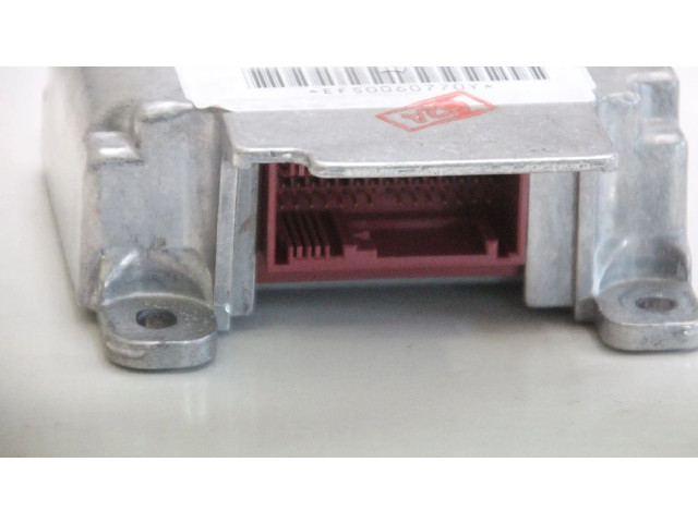 Vstřikovací lišta 24420101, 24420101   Opel Omega B2    Y22XE 
