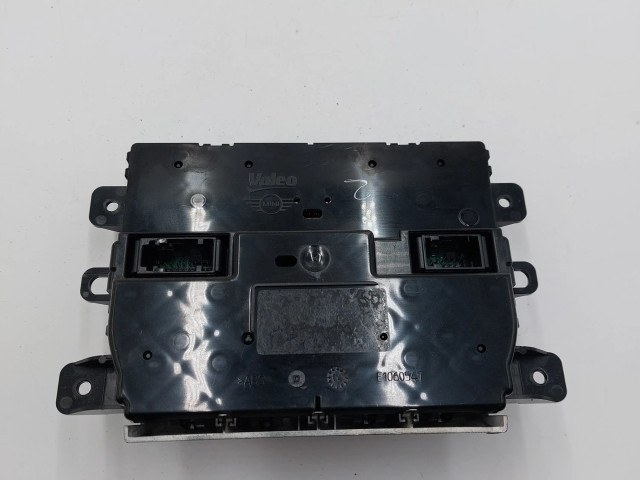Блок управления климат-контролем E1060547   Mini Paceman (R61)