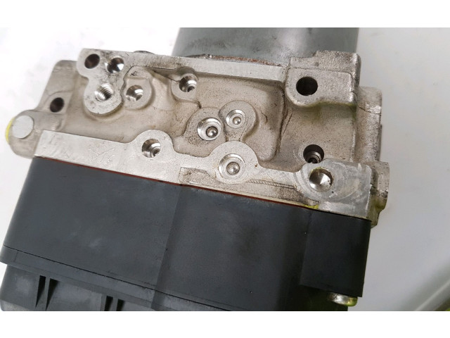 Блок АБС 4405042660, W6-0944I   Toyota  Avensis T220  2000 - 2003 года