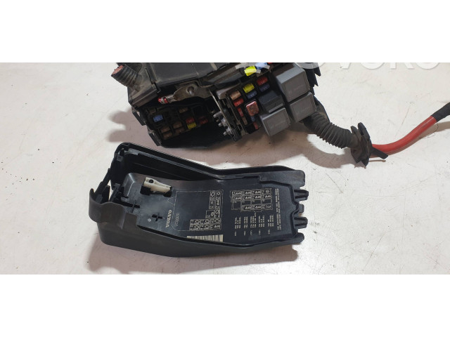   Pojistková skříňka 6G9T14A067CA, K067R   Volvo XC70 2010