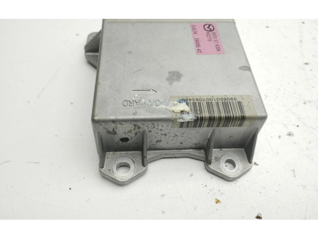 Блок подушек безопасности EH7057K30A   Mazda CX-7