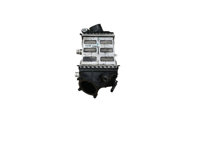 Интеркулер  7843119, X5289004   BMW M5 
