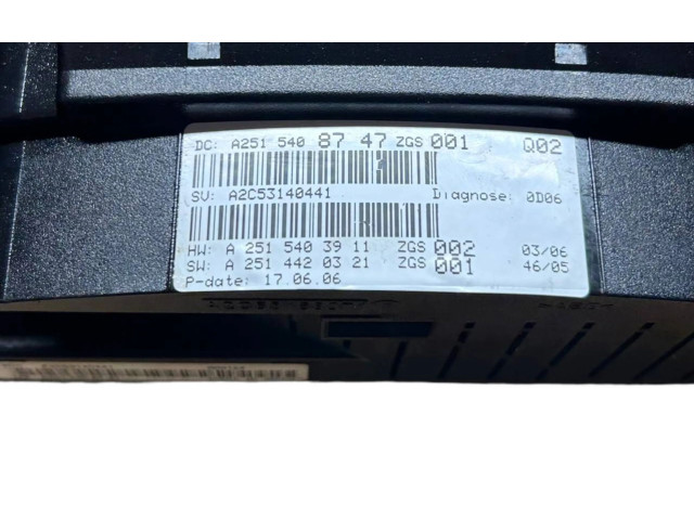 Přístrojová deska  Mercedes-Benz R W251 2007 A2515408747, A2514420321  