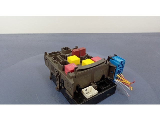 Блок предохранителей  8200278721   Renault Vel Satis    