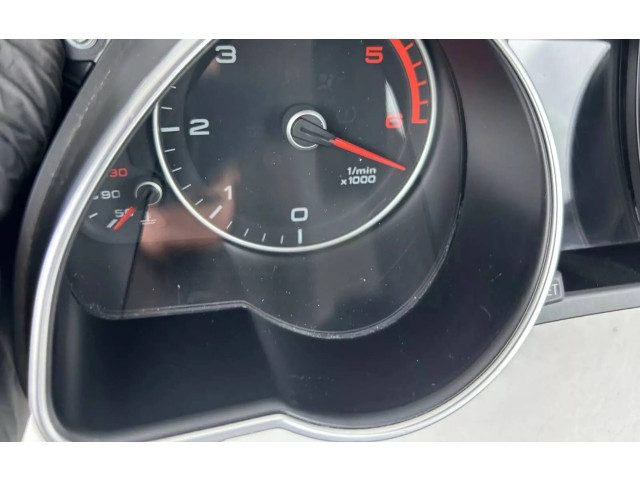 Přístrojová deska  Audi A5 2019 8T0920984K  