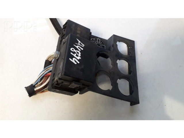   Pojistková skříňka 9611757980   Peugeot 306 1996