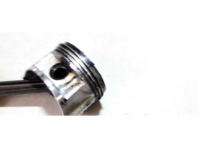  Поршень с шатуном  poe24, p45  Honda Accord для бензинового двигателя 1.8