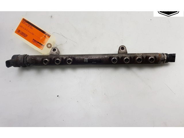 Vstřikovací lišta 30777759, 0445215025   Volvo V70    D5204T2 