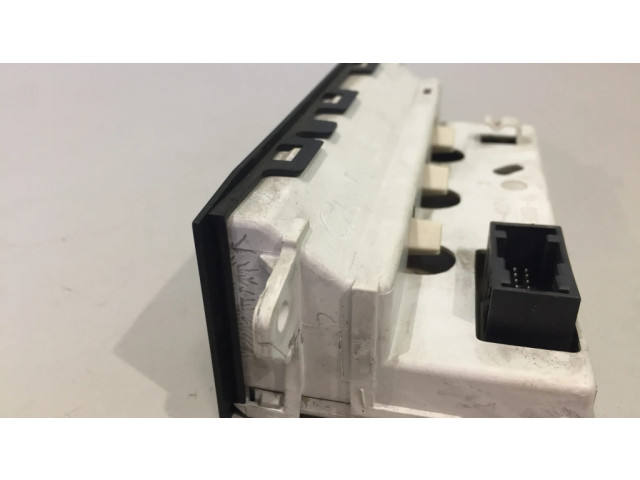 Дисплей    216543008, 9647409477   Citroen C3