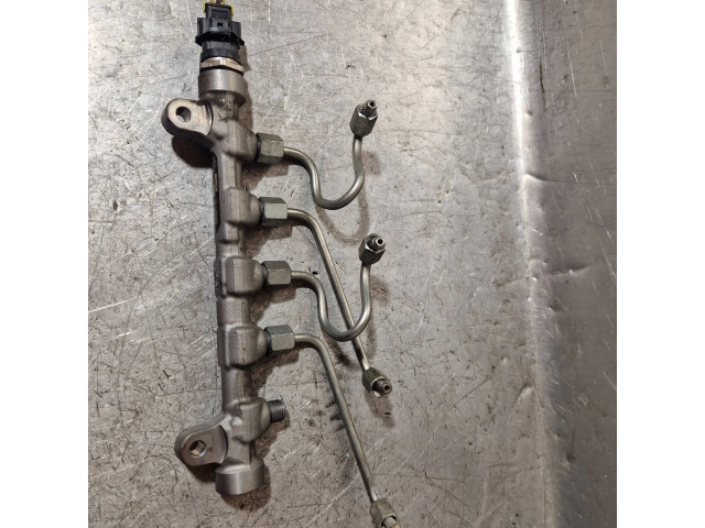 Vstřikovací lišta 314002A420, 848504   Hyundai i30  pro naftový motor 1.6  