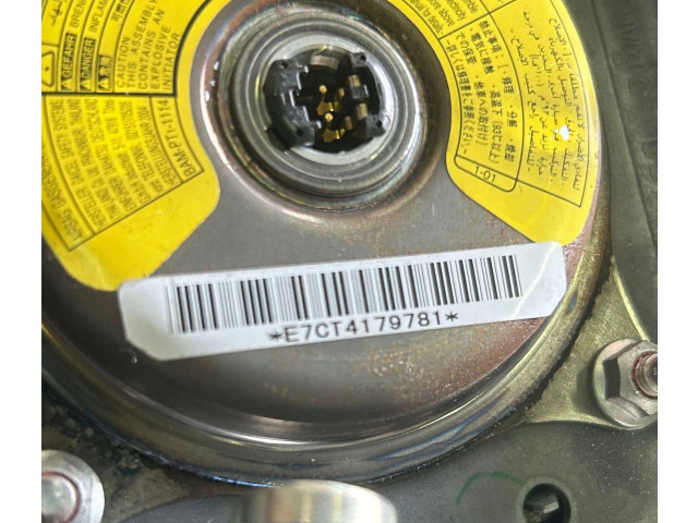 Подушка безопасности водителя 1KR   Daihatsu Sirion