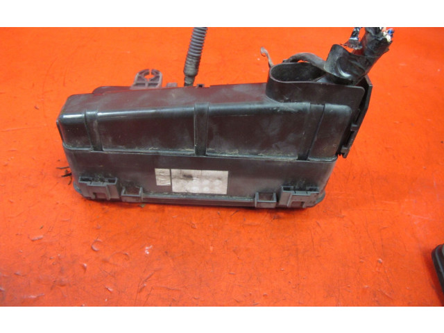   Pojistková skříňka S0XA1   Honda Odyssey 2002