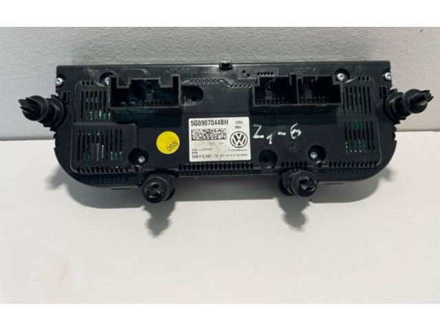 Блок управления климат-контролем 5G0907044BH, 5HB01264574   Volkswagen PASSAT B8