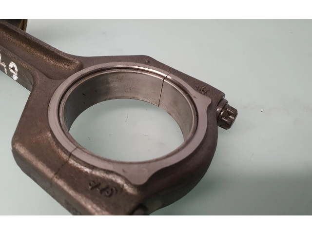 Píst 8606459, 11258606459   BMW 4 F32 F33  pro benzínový motor 2.8 N26B20A 428i Convertible