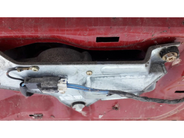 Моторчик заднего дворника     Mitsubishi Colt