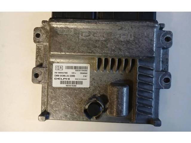 Řídící jednotka 9825576480, 28588582   Peugeot 5008 II 2019