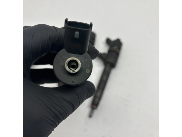 Vstřikovač 0445110068   Alfa Romeo 166  pro naftový motor 2.4  