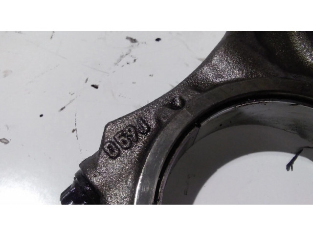Píst 059J   Audi A4 S4 B6 8E 8H  pro naftový motor 2.5  0944