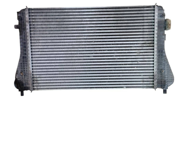 Интеркулер  3C0145805B   Volkswagen Tiguan 