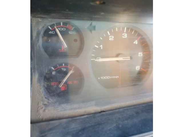 Přístrojová deska  Jeep Cherokee 1994   