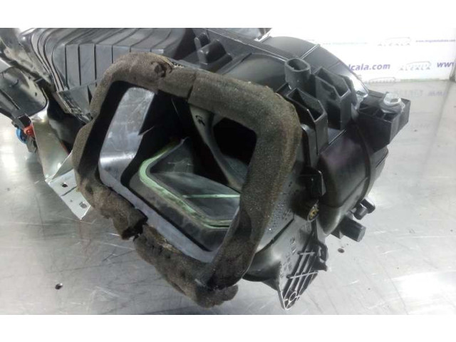 Блок управления климат-контролем 2K6820003J   Volkswagen Caddy