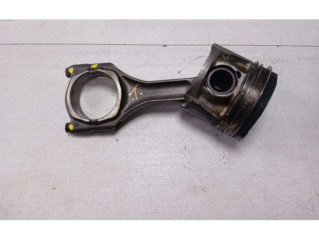  Поршень B16DTH 0687776302  Opel Mokka  