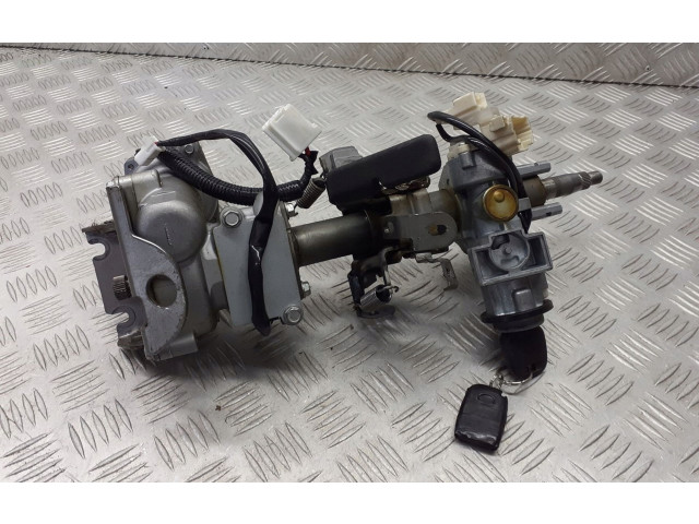  рейка  Колонка рулевая 42250-B1024   Daihatsu Sirion  -  года