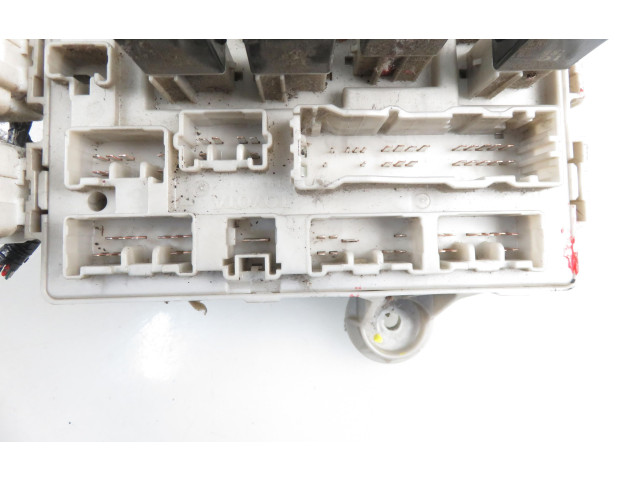 Блок комфорта 8922128040   Toyota Previa (XR30, XR40) II   