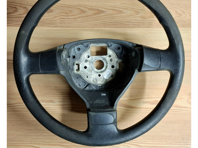 Руль Volkswagen Caddy  2004 - 2010 года       