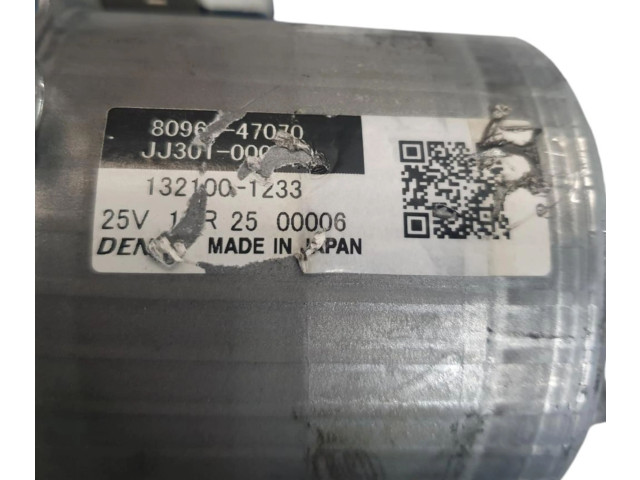 Руль Toyota Prius (NHW20)  2003 - 2009 года 8096047070      