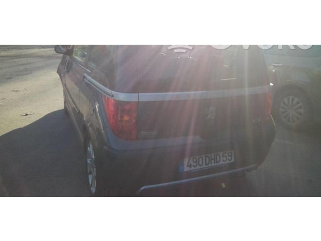 Zpětné zrcátko  Peugeot 1007 2009  8153WP  