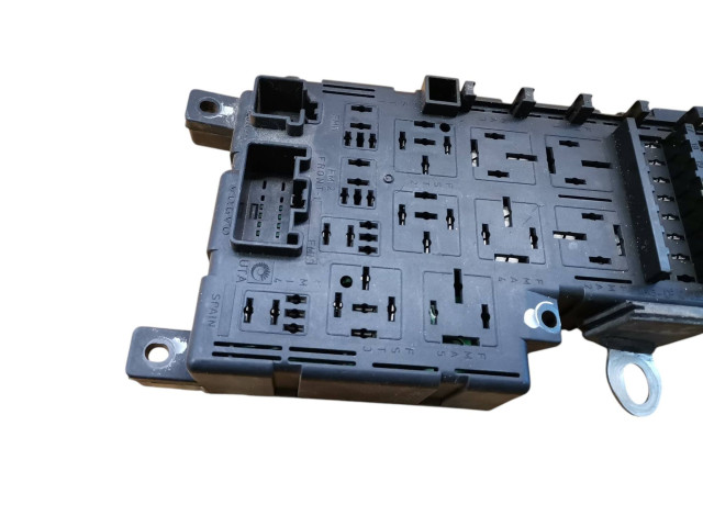   Pojistková skříňka 30728008, 518828108   Volvo S80 2005