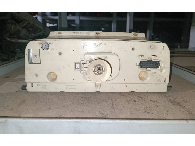 Přístrojová deska  Volkswagen PASSAT B3 1994 5220032310  