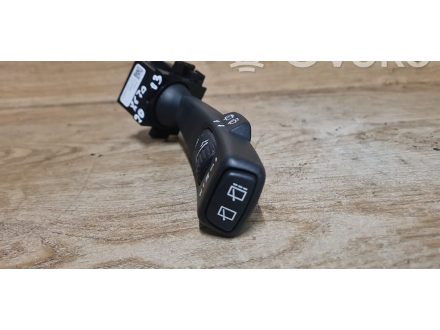 Ручка стеклоочистителей 31394008   Volvo XC70