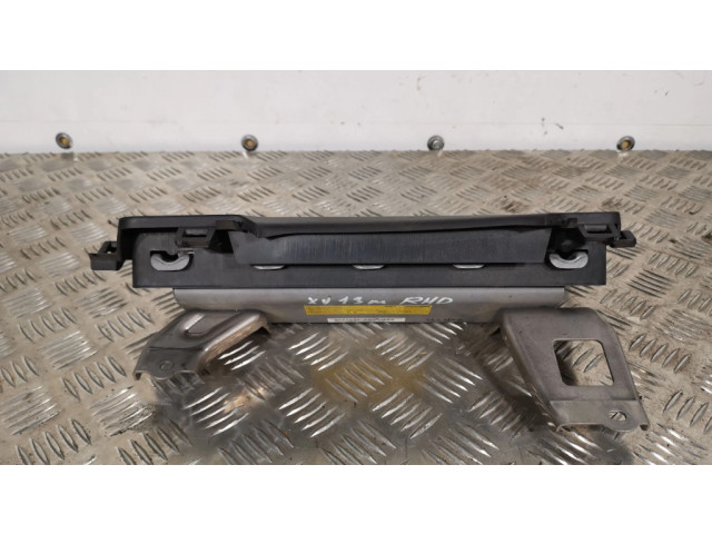 Подушка безопасности для колен 0589P1000174   Subaru XV