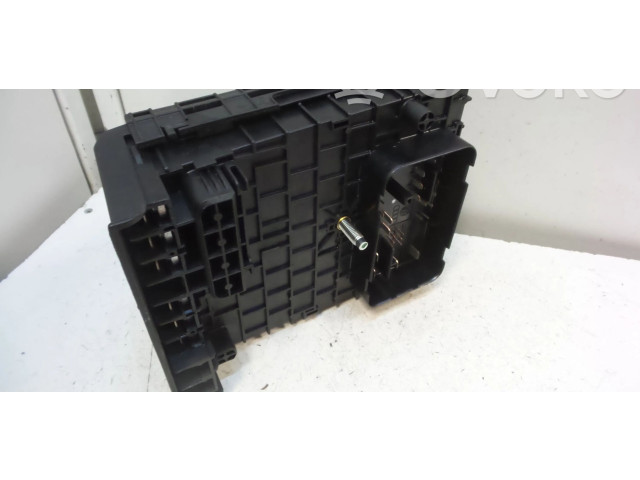 Блок предохранителей 3C0937125A   Volkswagen Sharan    