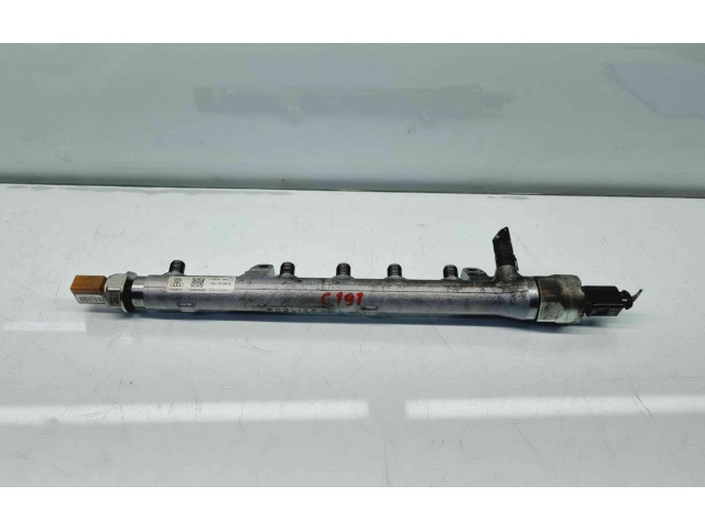 Топливная рампа 03L130089B   Seat Altea XL  