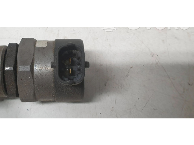 Vstřikovací lišta 30777554, 017704   Volvo S80     