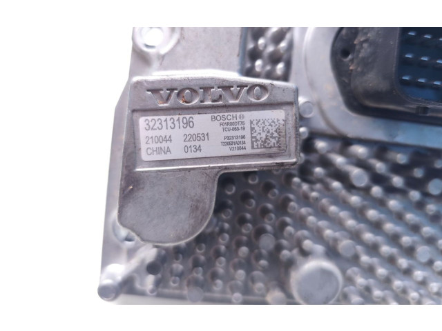 Блок управления коробкой передач 32313196, 210044-220531   Volvo XC40