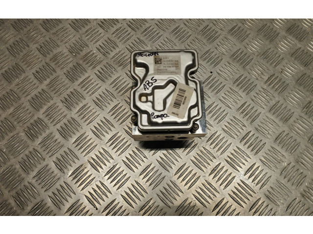 Jednotka ABS A2069001016   Mercedes-Benz C W206 2023