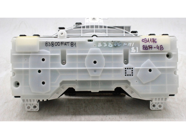 Přístrojová deska  Toyota Hilux (AN10, AN20, AN30) 2009 83800fat81  