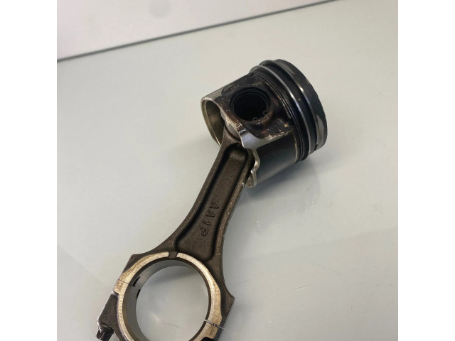 Píst R2AA   Mazda 6  pro naftový motor 2.2 R2AA 