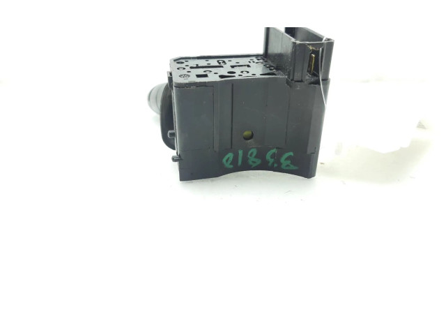 Переключатель дворников 8200792584   Renault Sandero I