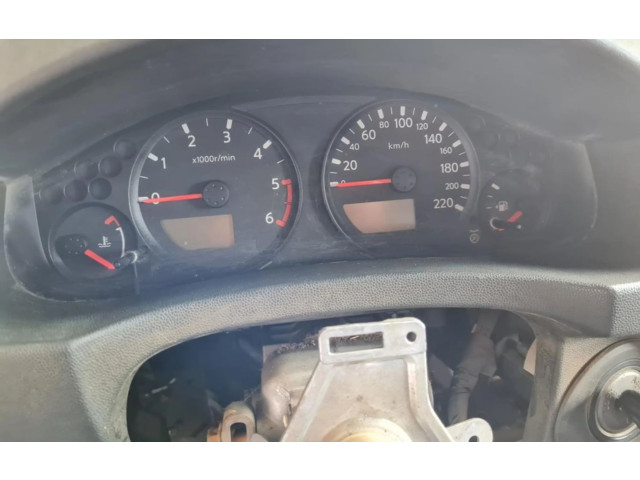 Přístrojová deska  Nissan Navara    