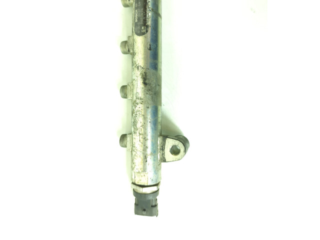 Vstřikovací lišta 0445214174   Opel Antara     
