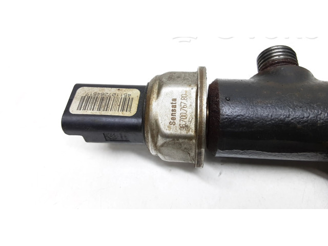 Vstřikovací lišta 9685297580, 9670076780   Volvo V60    D4162T 