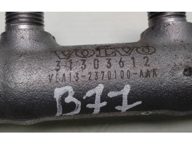 Vstřikovací lišta 31303612, 02b05517   Volvo V40    D4204T14 