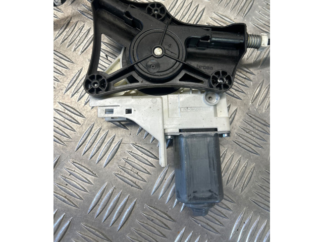 Zámek zadních dveří 4G0837461   Audi A6 S6 C7 4G 2012